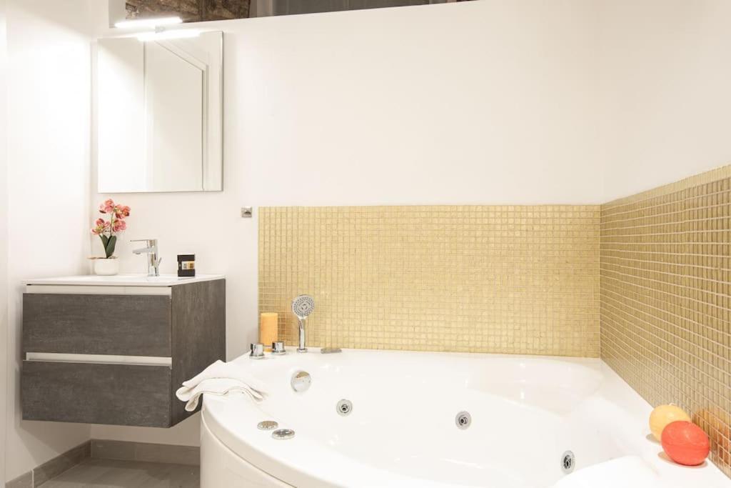 Memorable Jacuzzi Suite Navona - Top Collection Rom Exterior foto